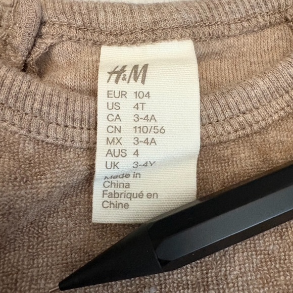 H&M Terry Cloth Top + Soft Lined Long Sleeve top Kids 4T Fall/Winter Bundle - Picture 5 of 11